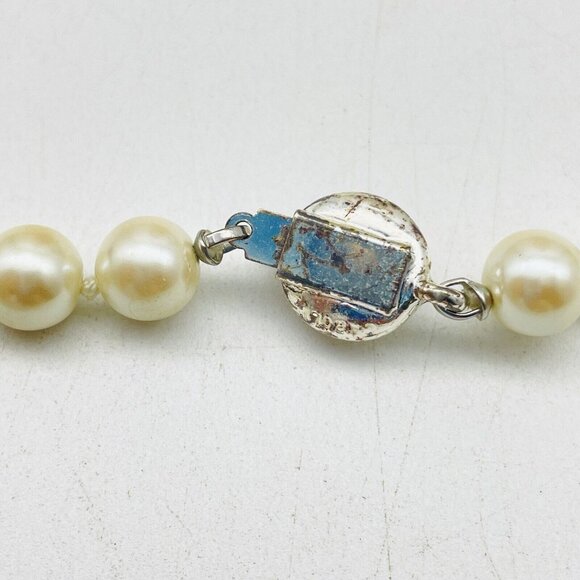 Vintage Simulated Pearl Necklace Silver Tone Hidden Clasp Bridal Wedding Promise - Picture 4 of 7